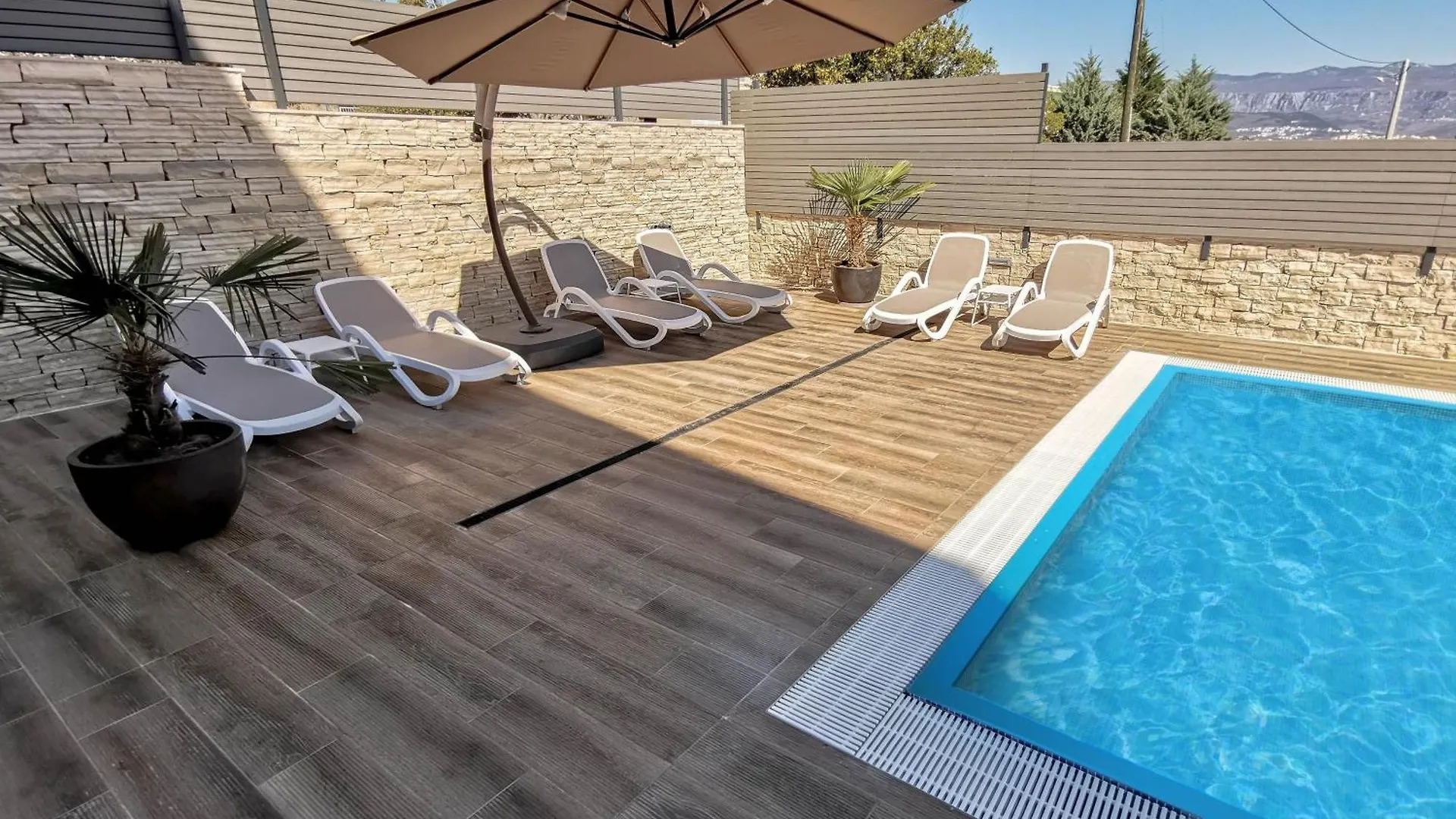 Apartment Ferienwohnung Fuer 5 Personen Ca, 68 M Sup2 In Silo, Adriakueste Kroatien Kroatische Inseln